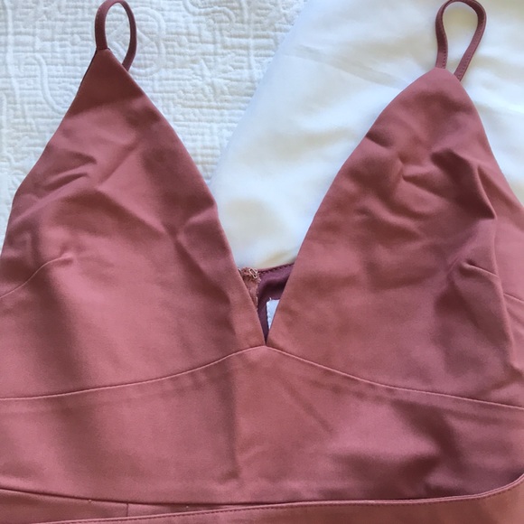 Cute fitted skort romper! - Picture 3 of 5